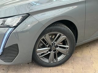 Voertuigafbeelding 28