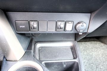 Voertuigafbeelding 14