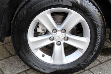 Voertuigafbeelding 8