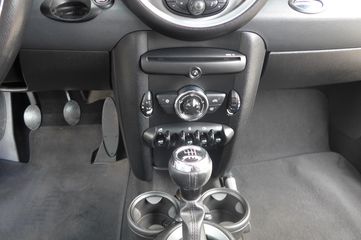 Voertuigafbeelding 17