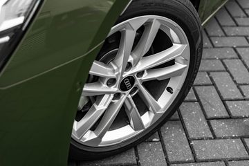 Voertuigafbeelding 6