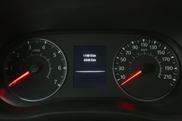 Voertuigafbeelding 13