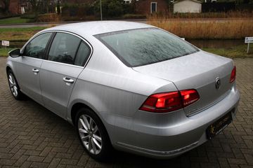 Voertuigafbeelding 4