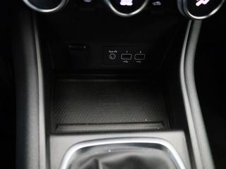 Voertuigafbeelding 24