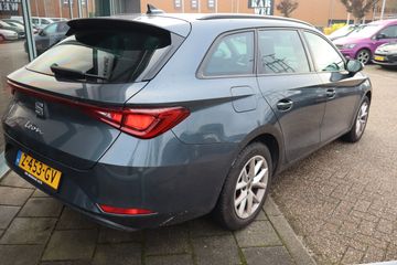 Voertuigafbeelding 3