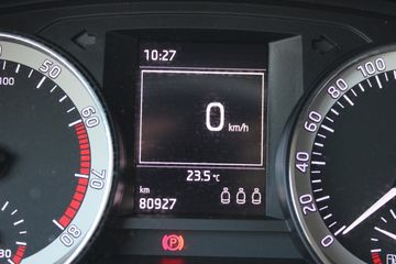 Voertuigafbeelding 12