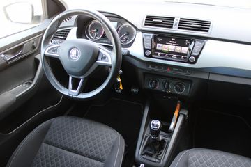 Voertuigafbeelding 3