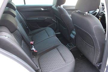 Voertuigafbeelding 9