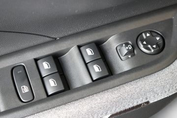 Voertuigafbeelding 17