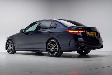 Voertuigafbeelding 2