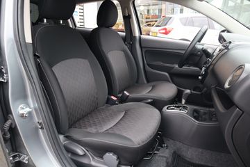 Voertuigafbeelding 12