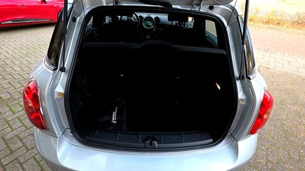 Voertuigafbeelding 18