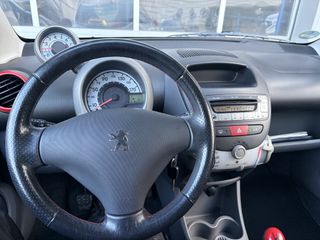 Voertuigafbeelding 10