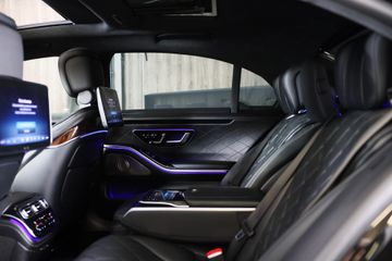 Voertuigafbeelding 10