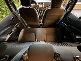 Voertuigafbeelding 9