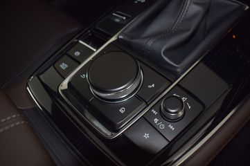 Voertuigafbeelding 12