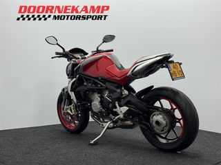 Voertuigafbeelding 10