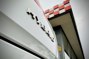 Voertuigafbeelding 9