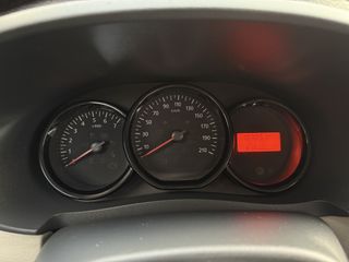 Voertuigafbeelding 12