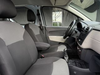 Voertuigafbeelding 2