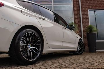 Voertuigafbeelding 44