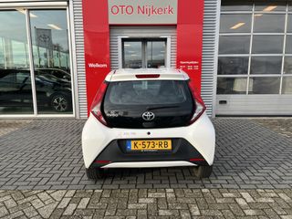 Voertuigafbeelding 6