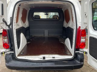 Voertuigafbeelding 16