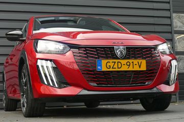 Voertuigafbeelding 8