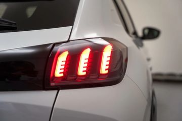 Voertuigafbeelding 37