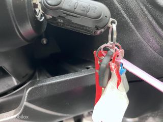 Voertuigafbeelding 12