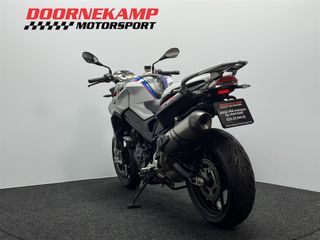 Voertuigafbeelding 11