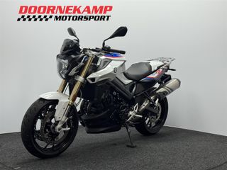 Voertuigafbeelding 6