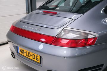 Voertuigafbeelding 10