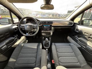 Voertuigafbeelding 5