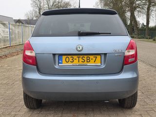 Voertuigafbeelding 6