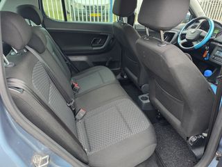 Voertuigafbeelding 8