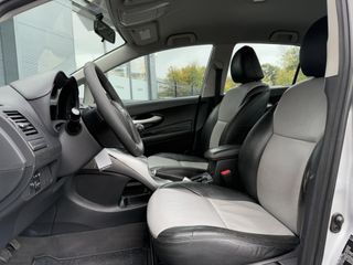 Voertuigafbeelding 6