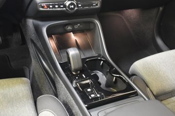 Voertuigafbeelding 21