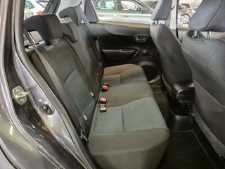 Voertuigafbeelding 4