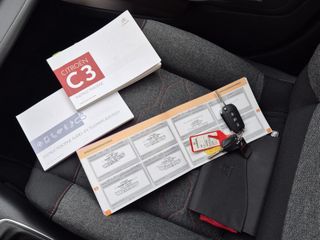 Voertuigafbeelding 11