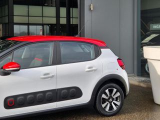 Voertuigafbeelding 35