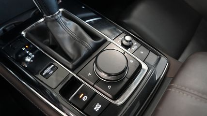 Voertuigafbeelding 7