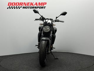 Voertuigafbeelding 4