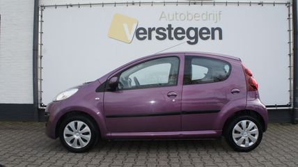 Voertuigafbeelding 2