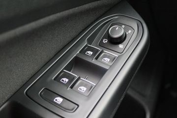 Voertuigafbeelding 36