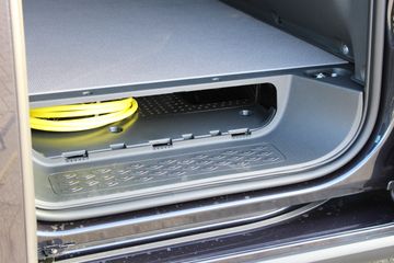 Voertuigafbeelding 8