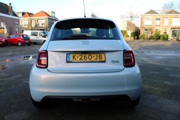 Voertuigafbeelding 3