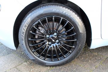 Voertuigafbeelding 4