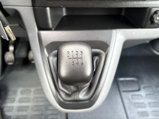 Voertuigafbeelding 31