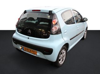 Voertuigafbeelding 4